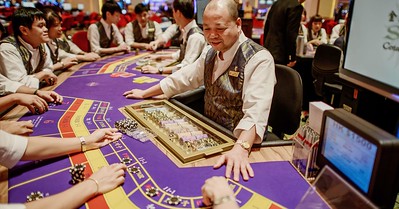 Macau Battling Illicit Cash From China