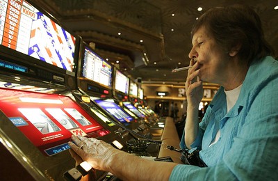 Why Some Casinos Are Reopening Smoke-Free