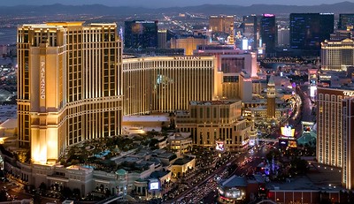 LVS in Talks To Sell Vegas Strip Properties