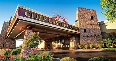 Arizona Casino Opens Sportsbook Lounge